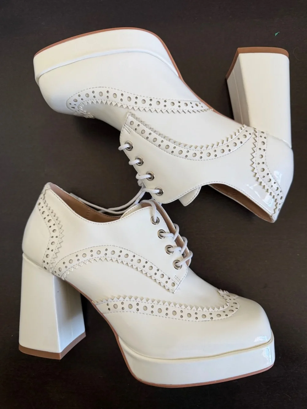 Womens  White Patent Platform Brogue Derby Oxfords.